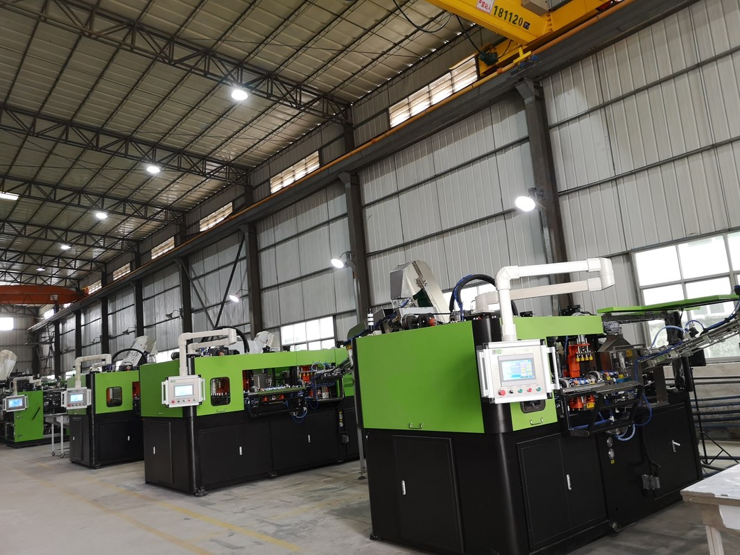 13000BPH-12000BPH Bottle Blow Moulding Machine For Carbonated Drinks